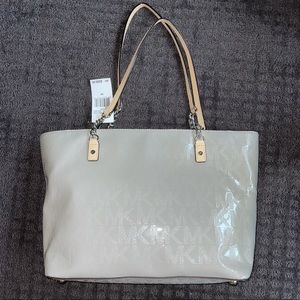 Michael Kors Ash Grey Leather Chain Tote. NWT.